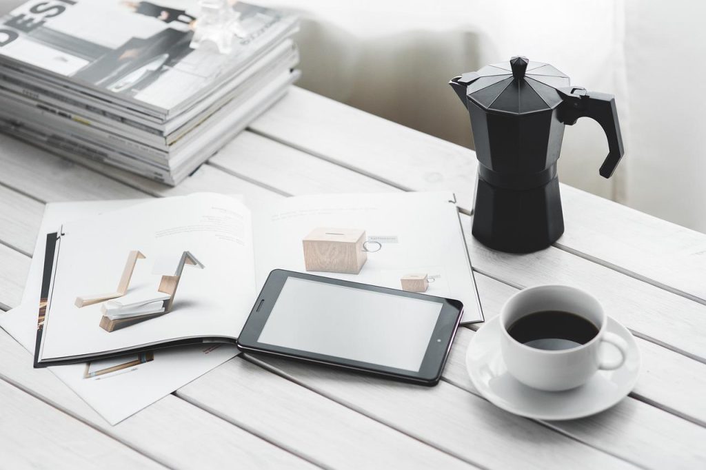 Verscheidenheid aan koffiezetapparaten inclusief espressomachine en filterkoffie apparaten