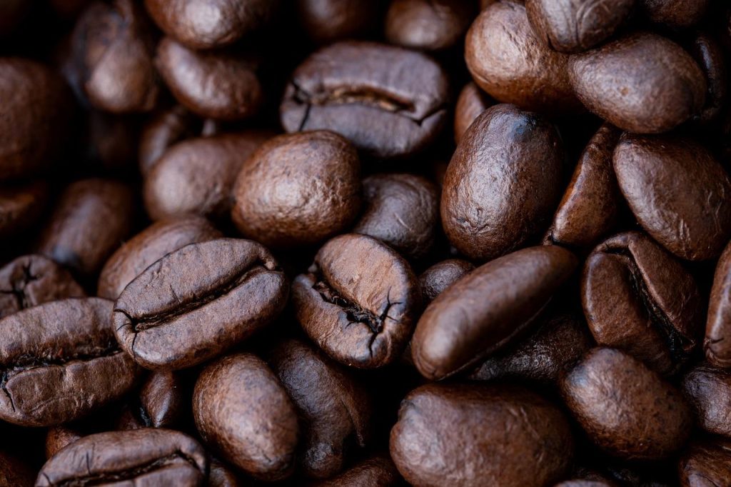 Arabica koffiebonen uit verschillende regio's: Honduras, Guatemala, Brazilië, Peru, Colombia en Nicaragua met unieke smaakpro