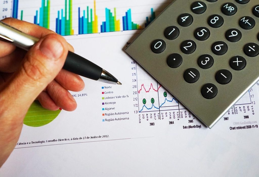 Financieel adviseur in Hellevoetsluis helpt ondernemers met groeistrategieën en financieel management