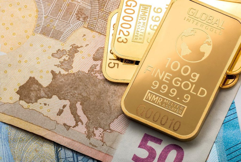 Goud verkopen guide met informatie over gouden sieraden, munten en baren taxatie voor eerlijke prijs
